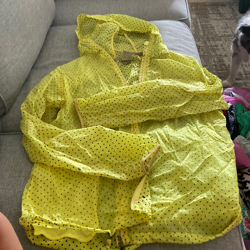 Nike run windbreaker